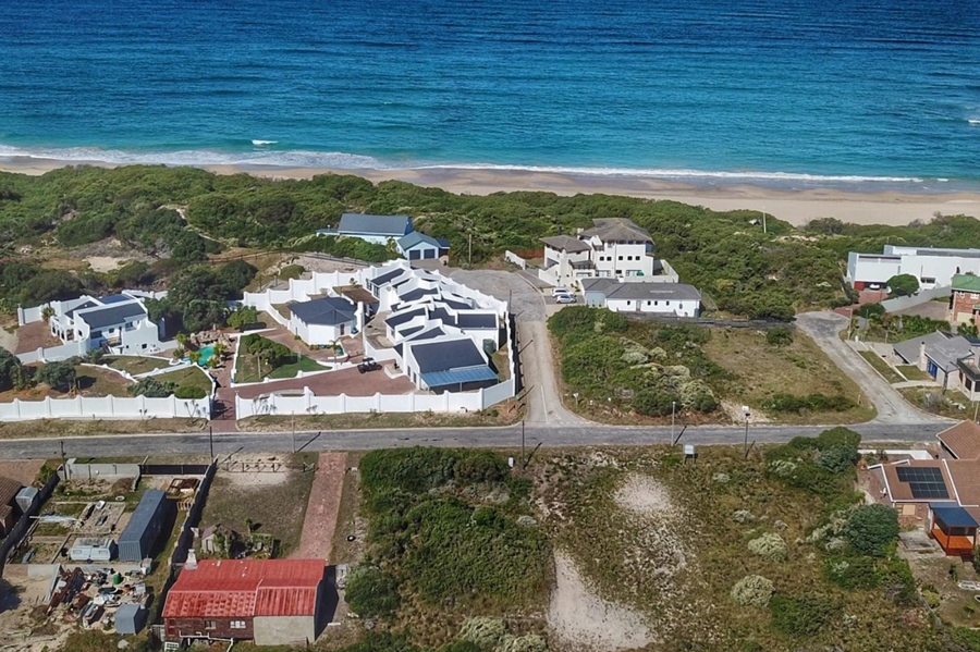 0 Bedroom Property for Sale in Paradise Beach Eastern Cape